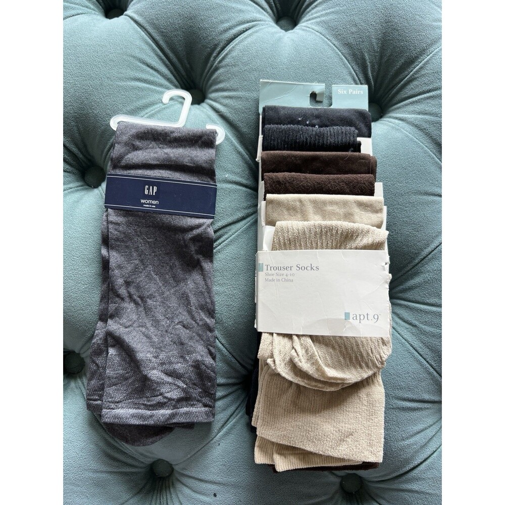 NEW Gap Apt 9 Trouser Socks REGULAR  Randomly Assorted Colors Size 9-11 Womens